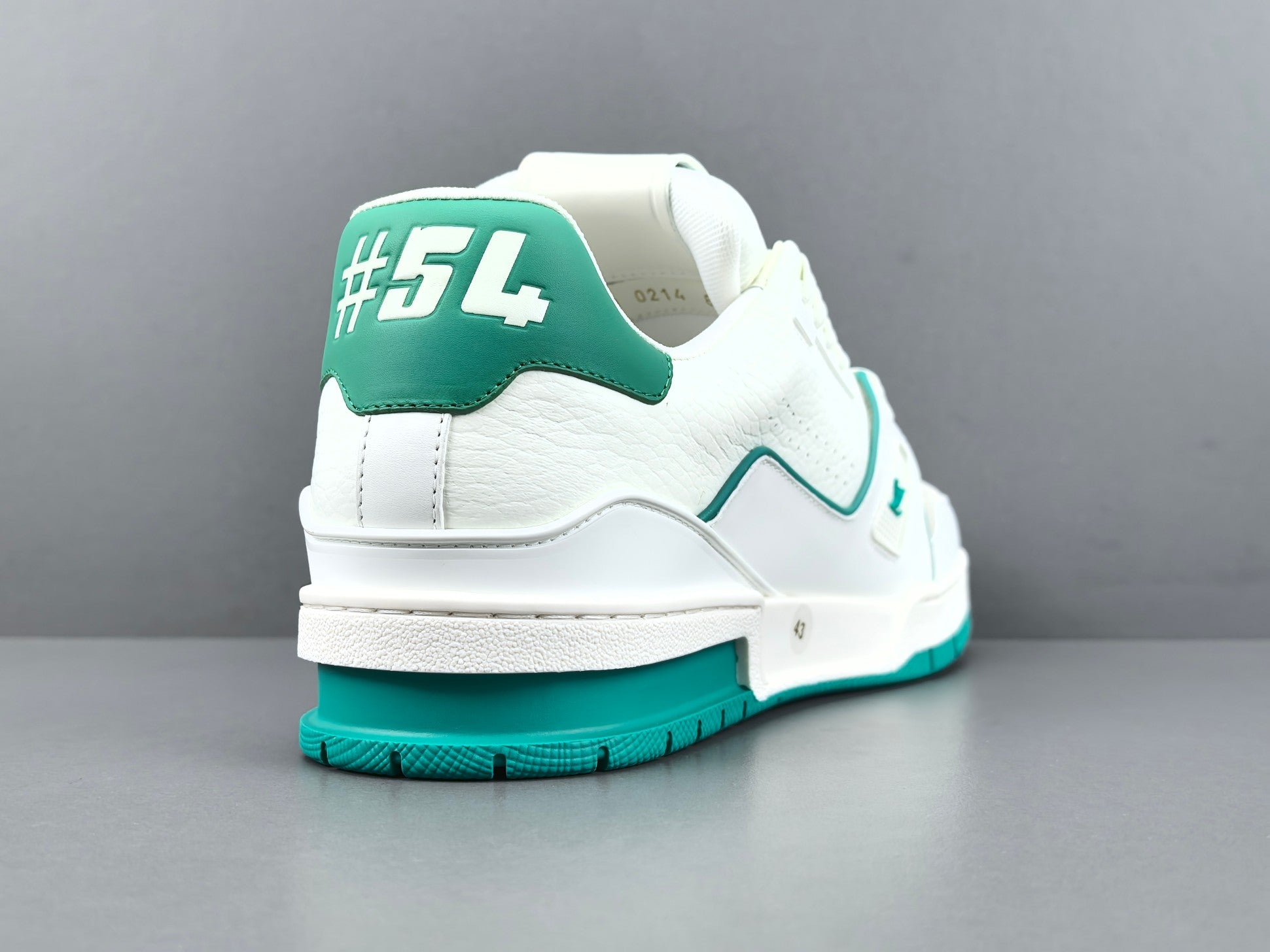 Lv Trainer
