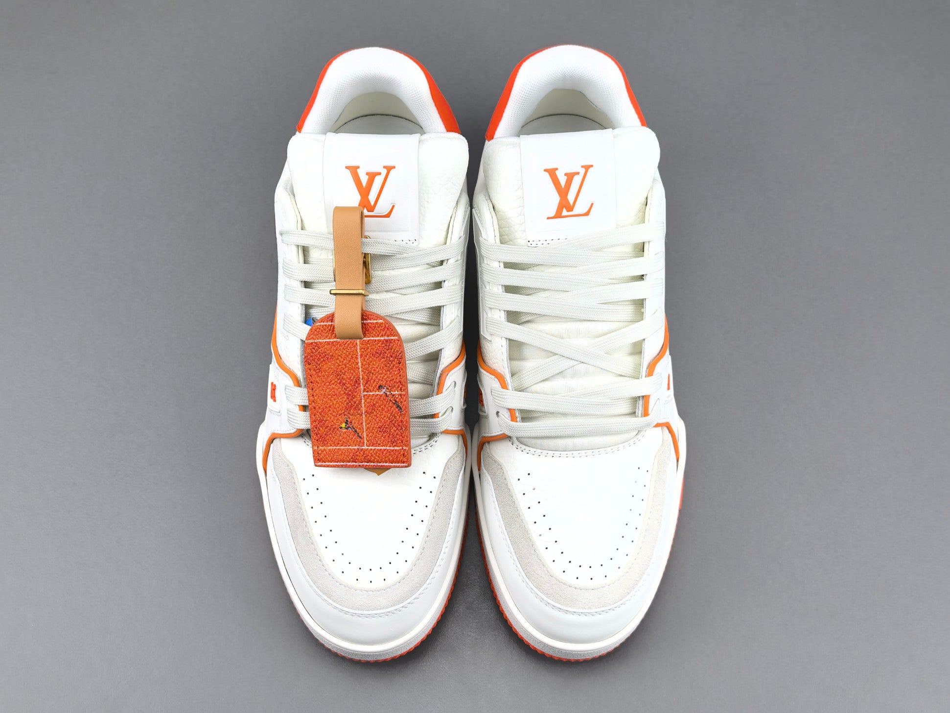 Lv Trainer