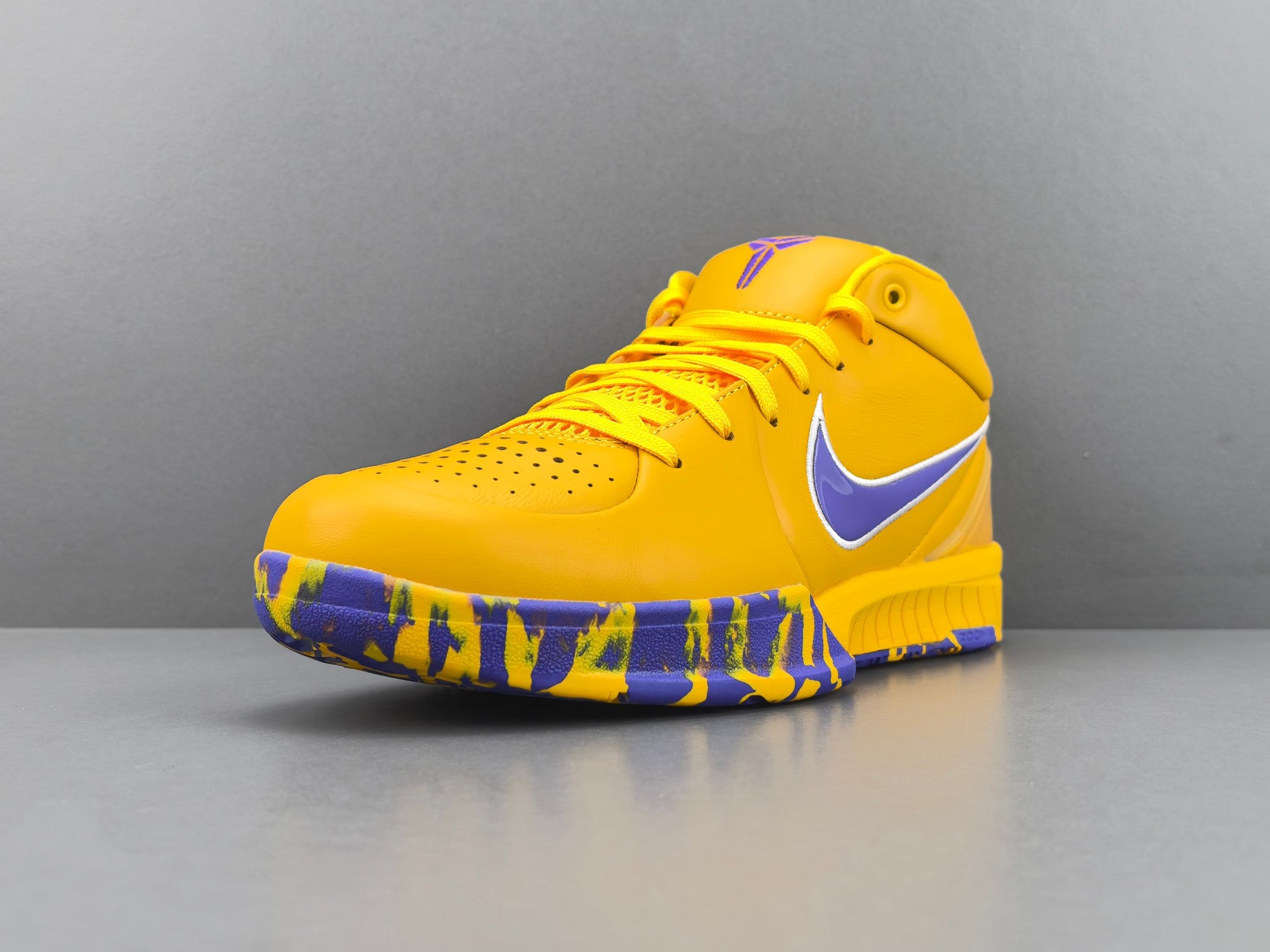 Nike Zoom Kobe 4 Protro