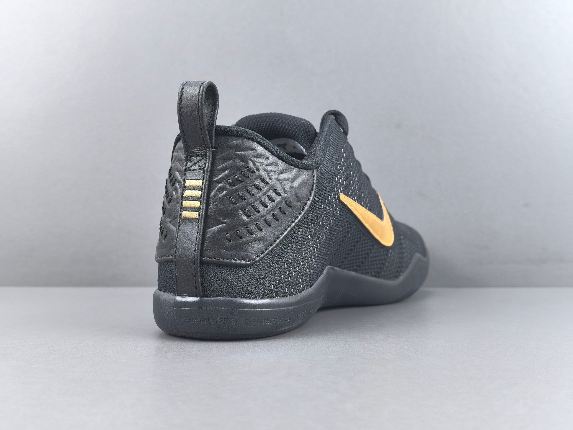 Nike Kobe 11 Elite Protro“Fade To Black”