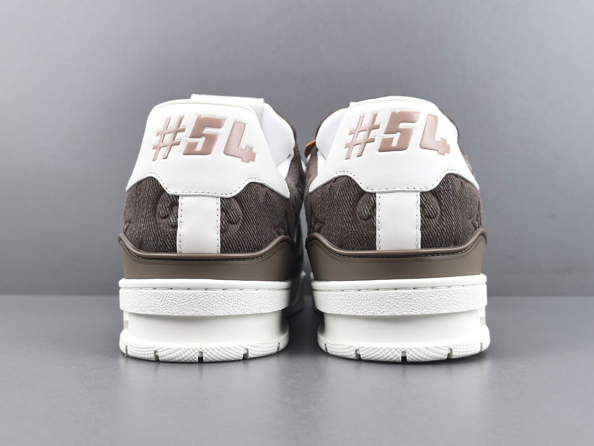 Lv Trainer