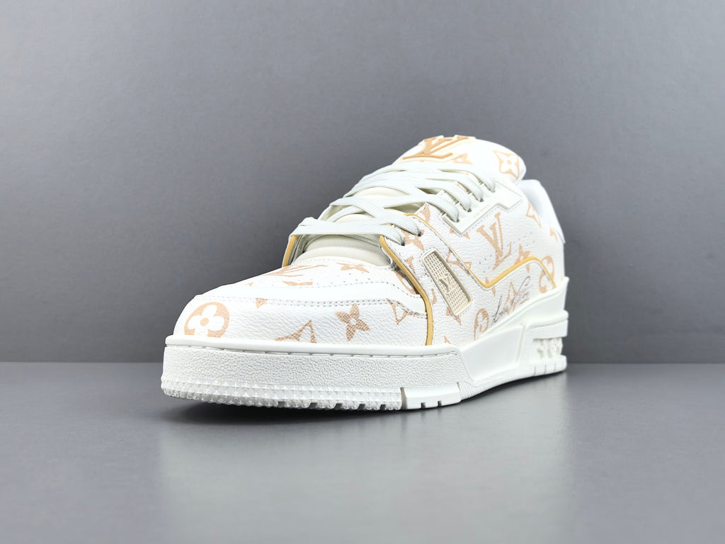 Lv Trainer