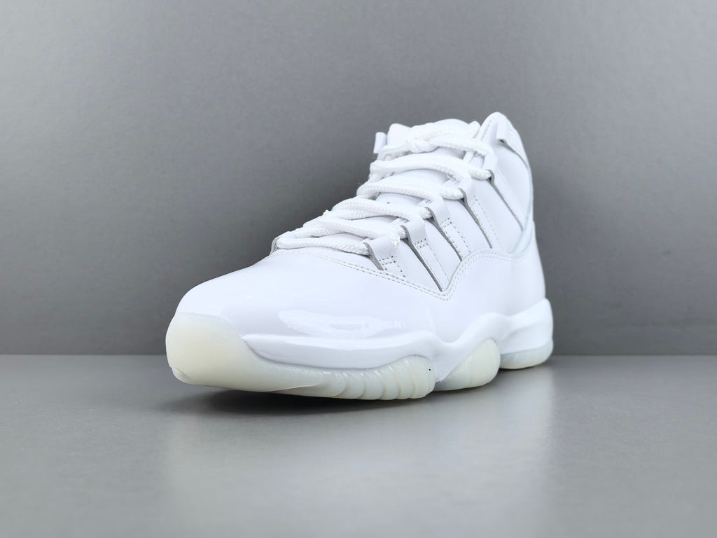 Comme des Garçons × Jordan Air Jordan 11 CDG SO
