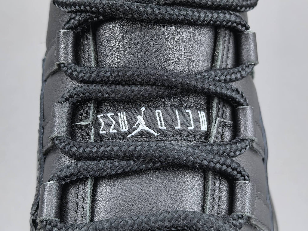 Comme des Garçons × Jordan Air Jordan 11 CDG SO