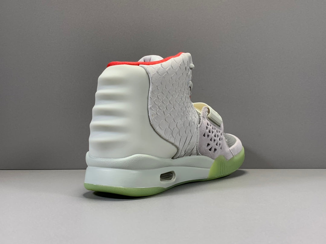 Air Yeezy 2 NRG 'Pure Platinum'
