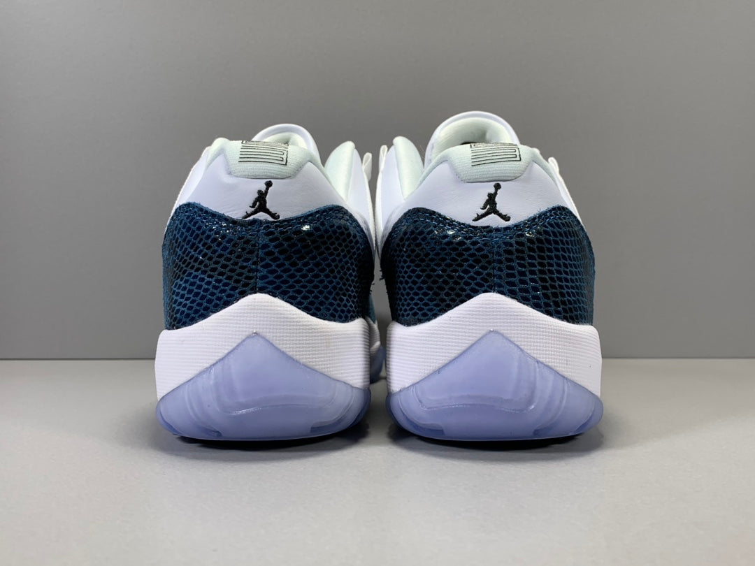 Air Jordan 11  RETRO LOWLE