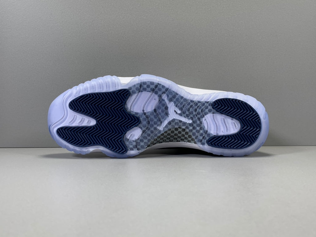 Air Jordan 11  RETRO LOWLE