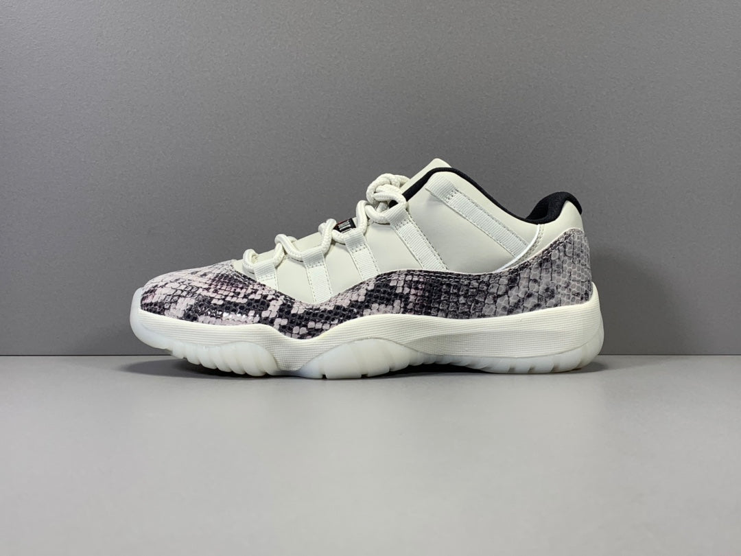 Air Jordan 11  RETRO LOWLE