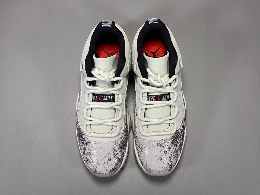 Air Jordan 11  RETRO LOWLE