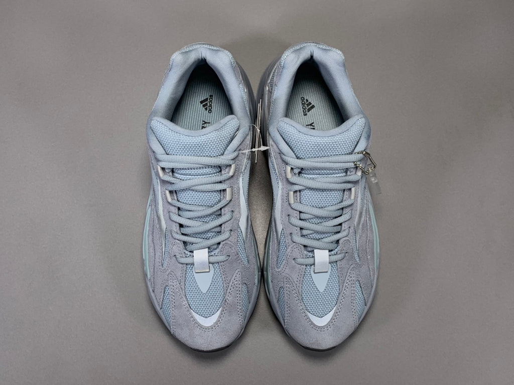 Adidas Yeezy 700 V2 “HOSBLU”