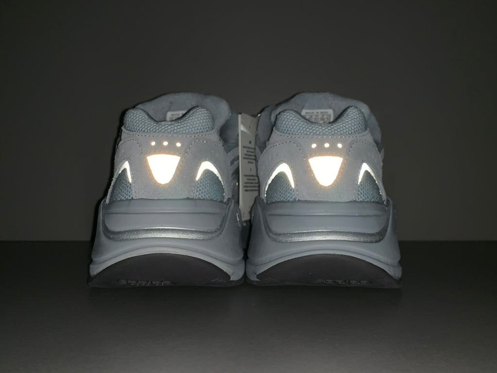 Adidas Yeezy 700 V2 “HOSBLU”