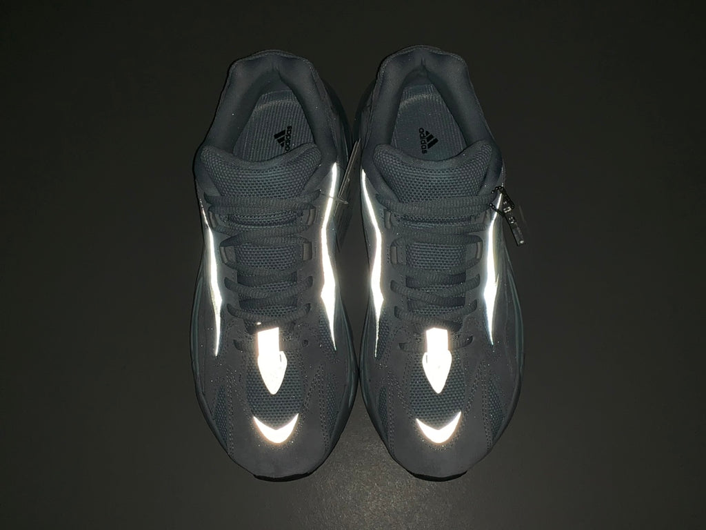 Adidas Yeezy 700 V2 “HOSBLU”