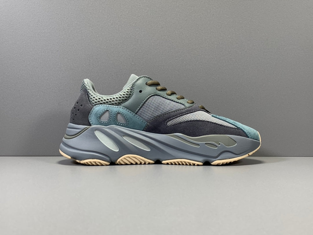 Adidas Yeezy 700 TEABLU