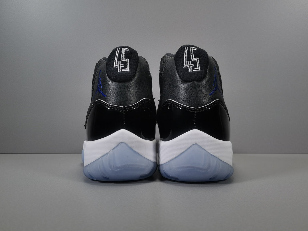 Air Jordan 11