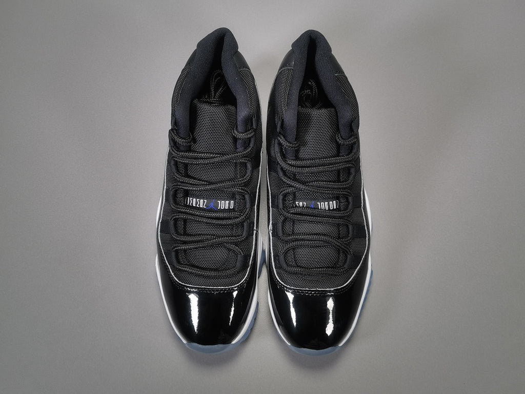 Air Jordan 11