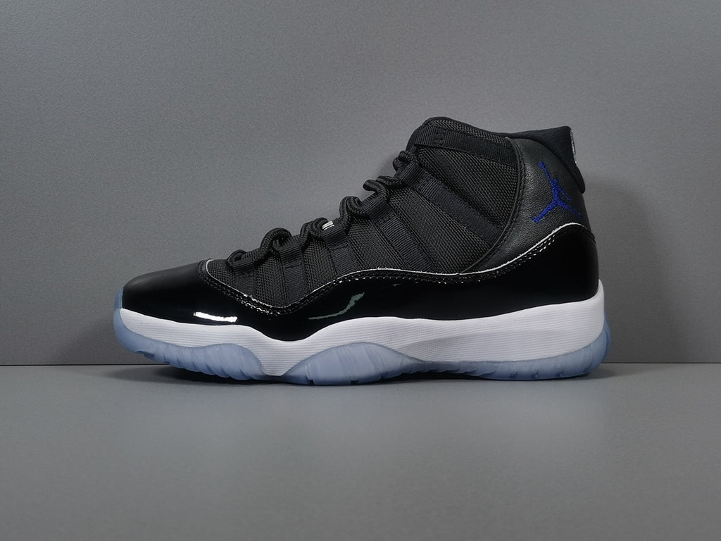 Air Jordan 11