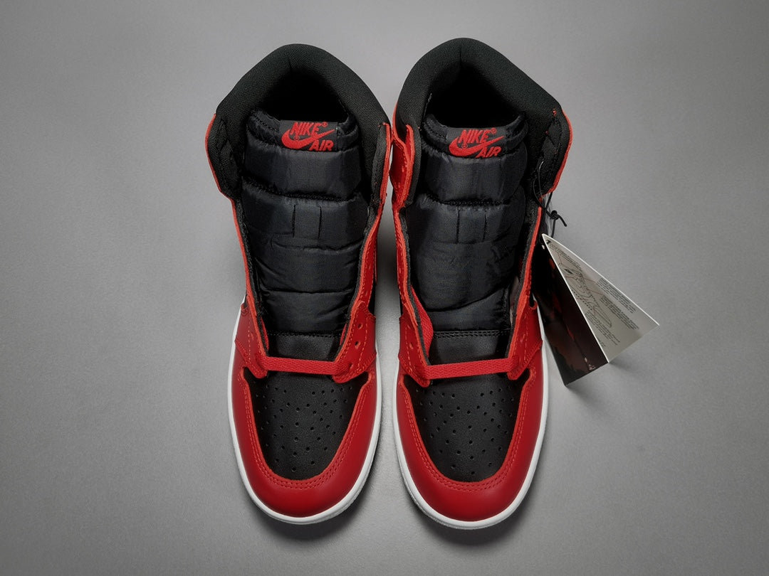 AIR JORDAN 1 HI 85
