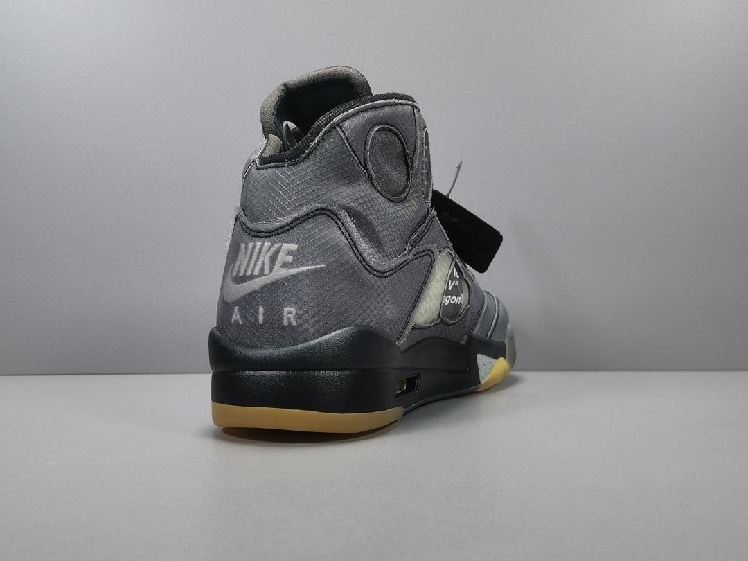Off-white x Air Jordan Retro 5 SP