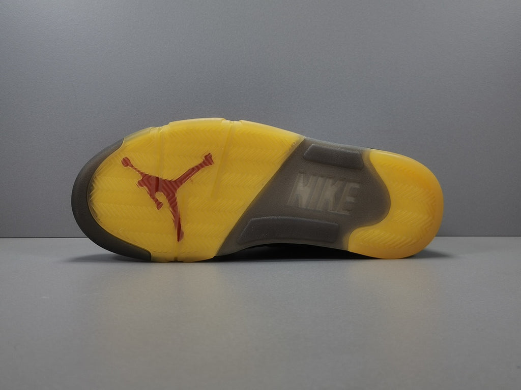 Off-white x Air Jordan Retro 5 SP