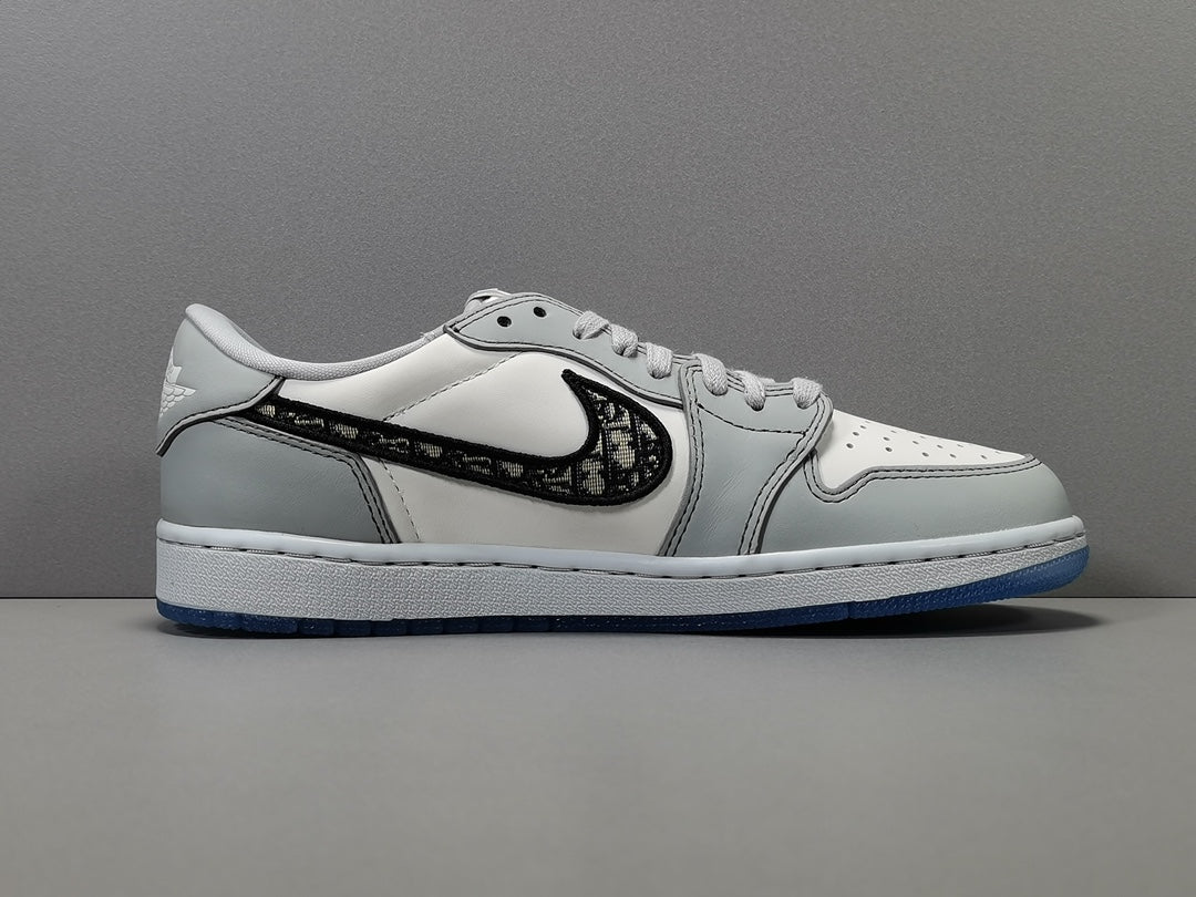 D*OR × AIR JORDAN 1 HIGH OG