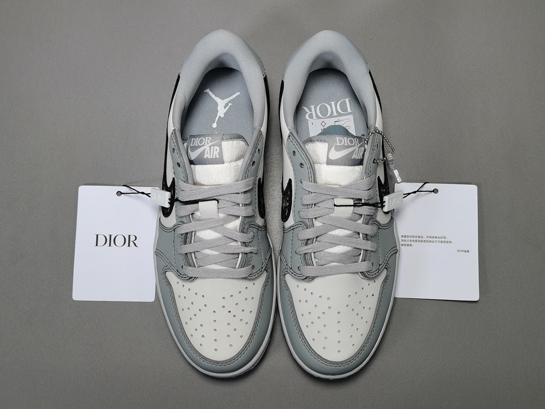D*OR × AIR JORDAN 1 HIGH OG