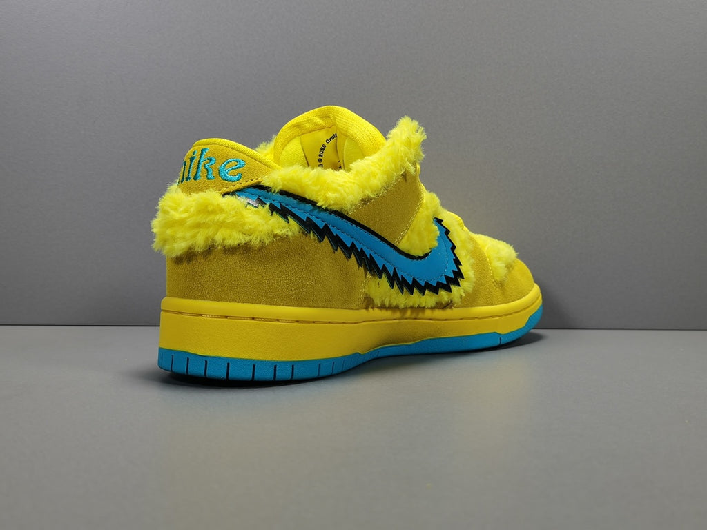 NIKE  SB DUNK LOW PRO QS
