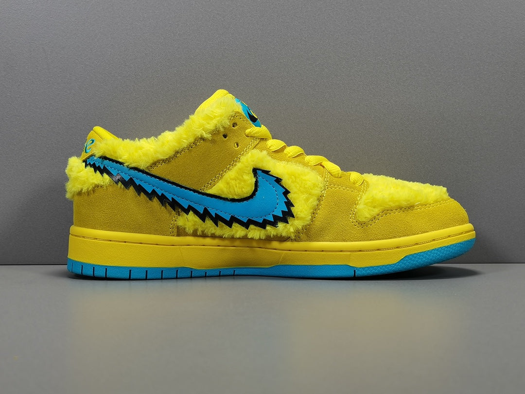 NIKE  SB DUNK LOW PRO QS