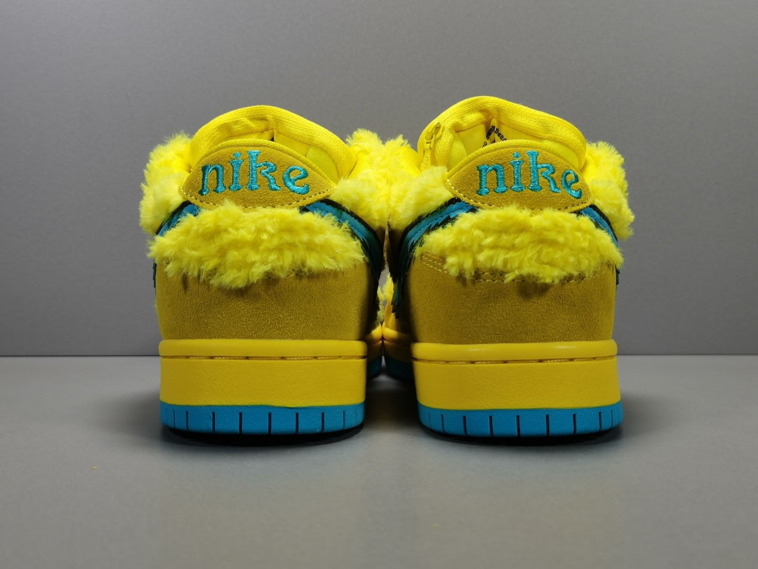NIKE  SB DUNK LOW PRO QS