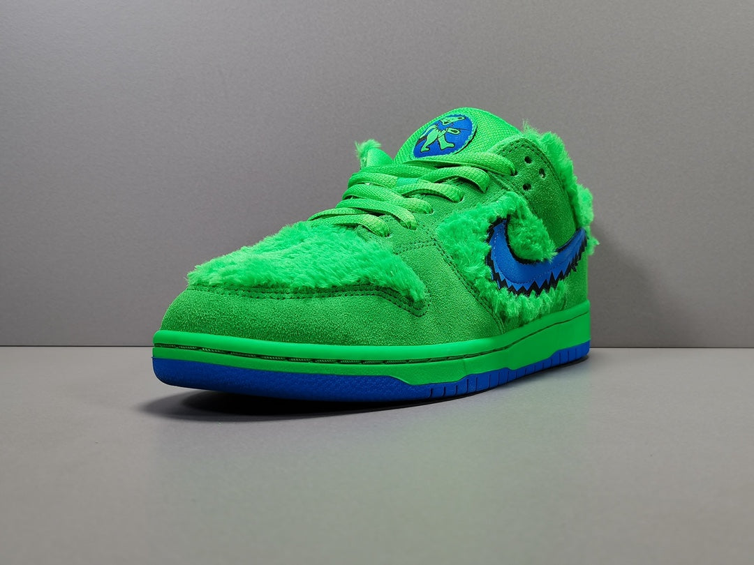 NIKE  SB DUNK LOW PRO QS