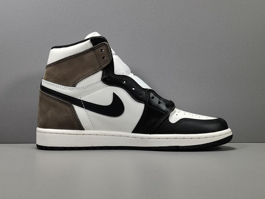 Air Jordan 1  Retro High OG
