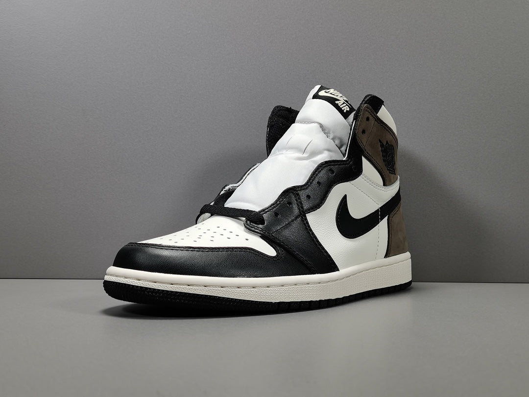 Air Jordan 1  Retro High OG