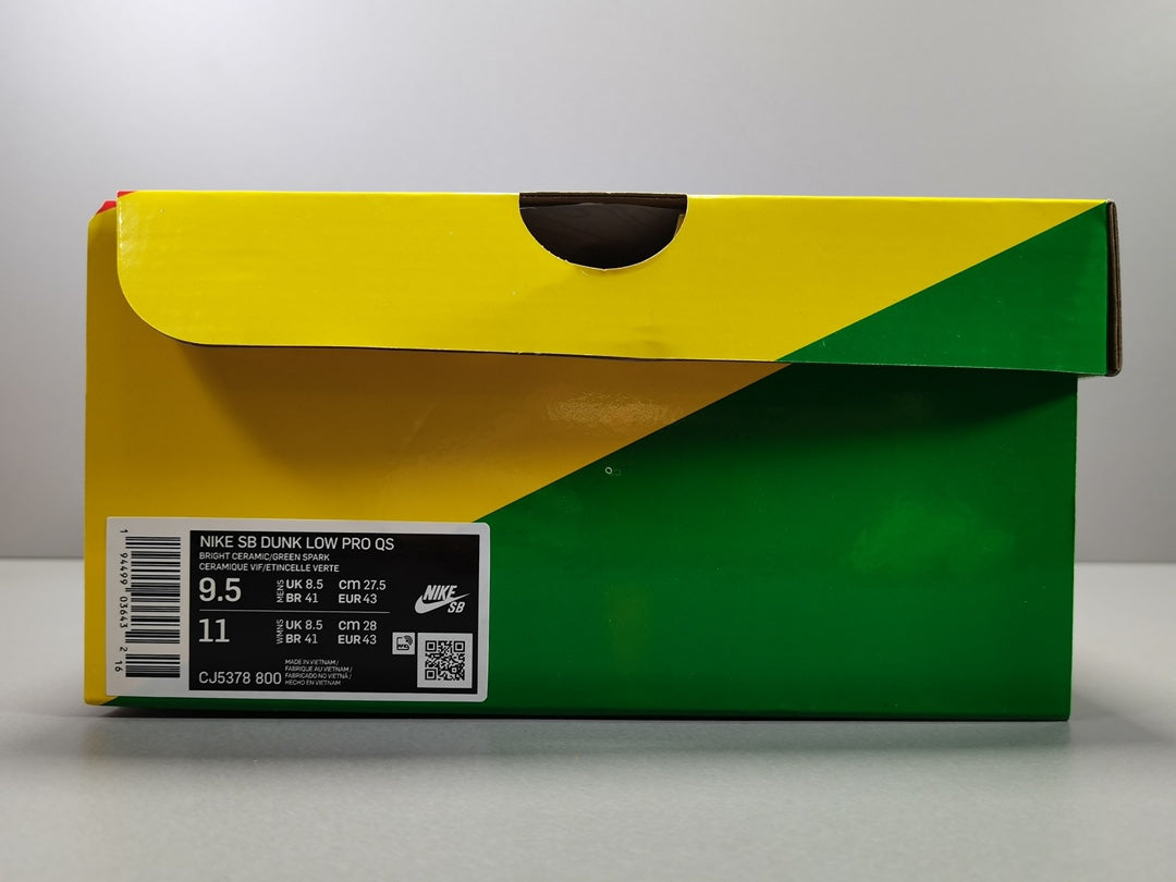 NIKE  SB DUNK LOW PRO QS