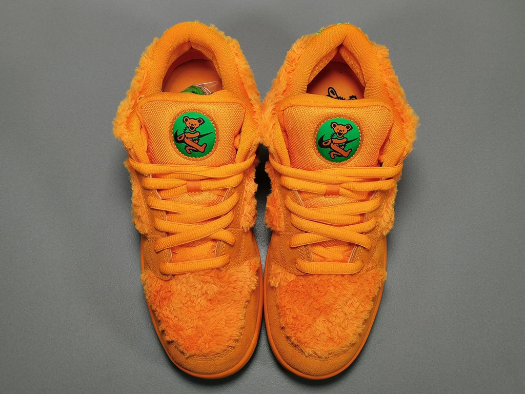 NIKE  SB DUNK LOW PRO QS