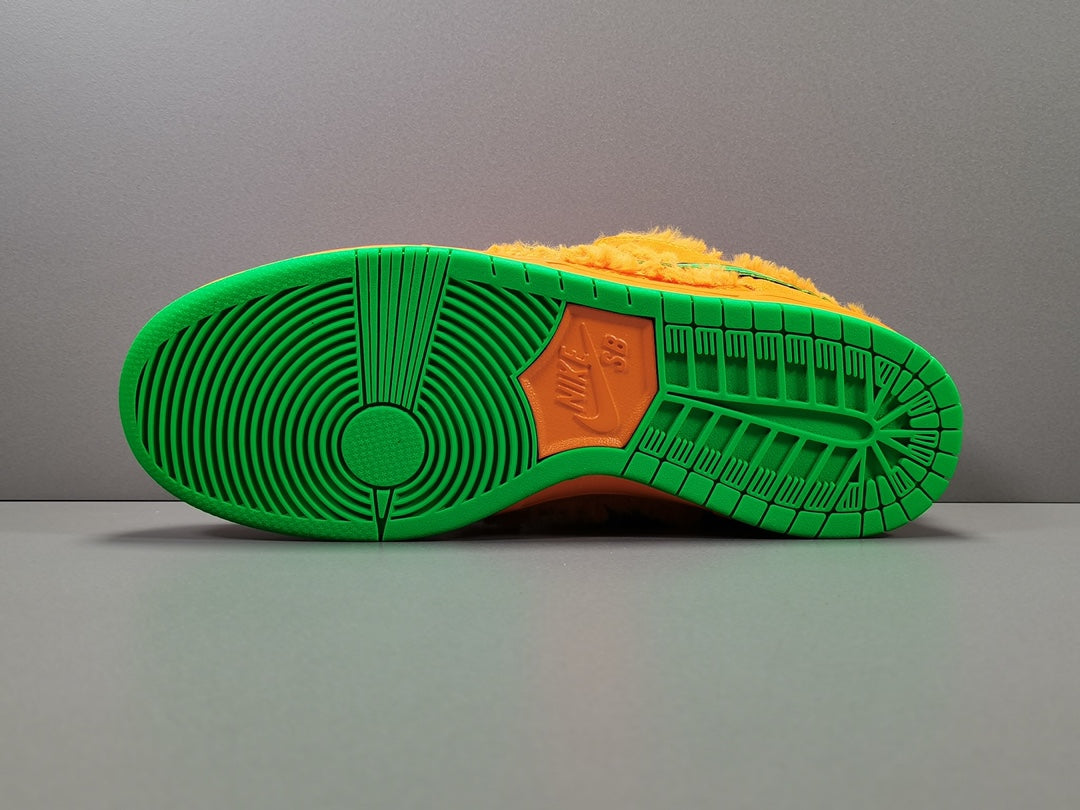 NIKE  SB DUNK LOW PRO QS