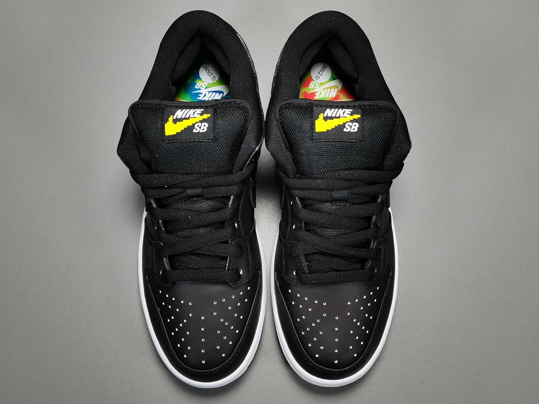 NIKE SB Dunk LOW PRO QS