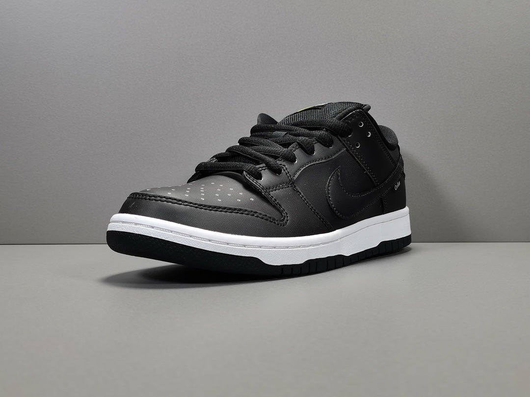 NIKE SB Dunk LOW PRO QS