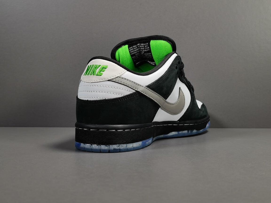 NIKE SB Dunk Low PRO OG QS