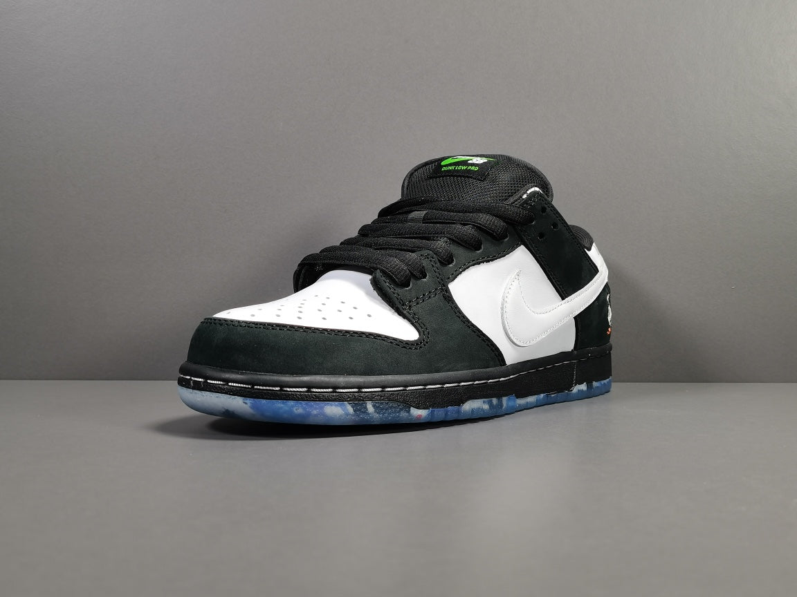 NIKE SB Dunk Low PRO OG QS
