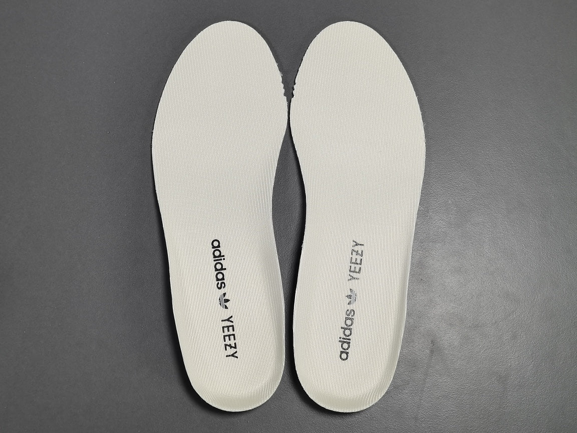 Adidas Yeezy Boost 350 V2 “Ash Pearl”