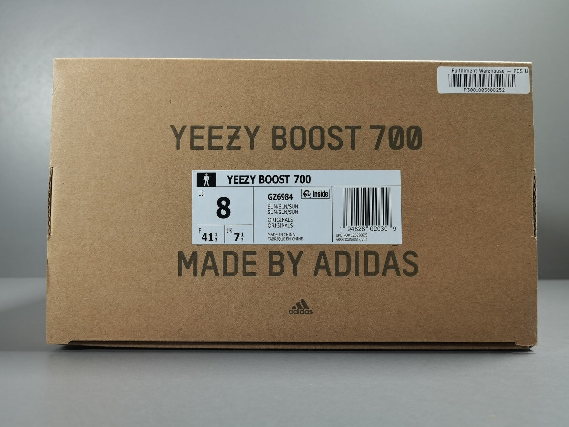 YEEZY 700 BOOST 700＂Sun＂