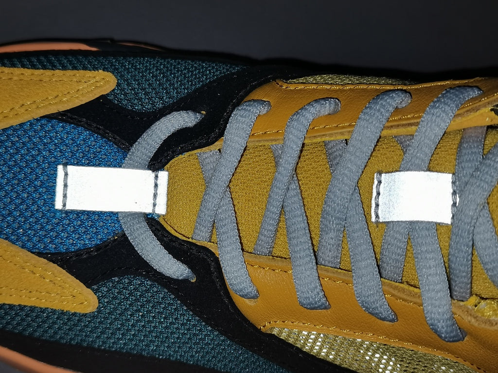 YEEZY 700 BOOST 700＂Sun＂