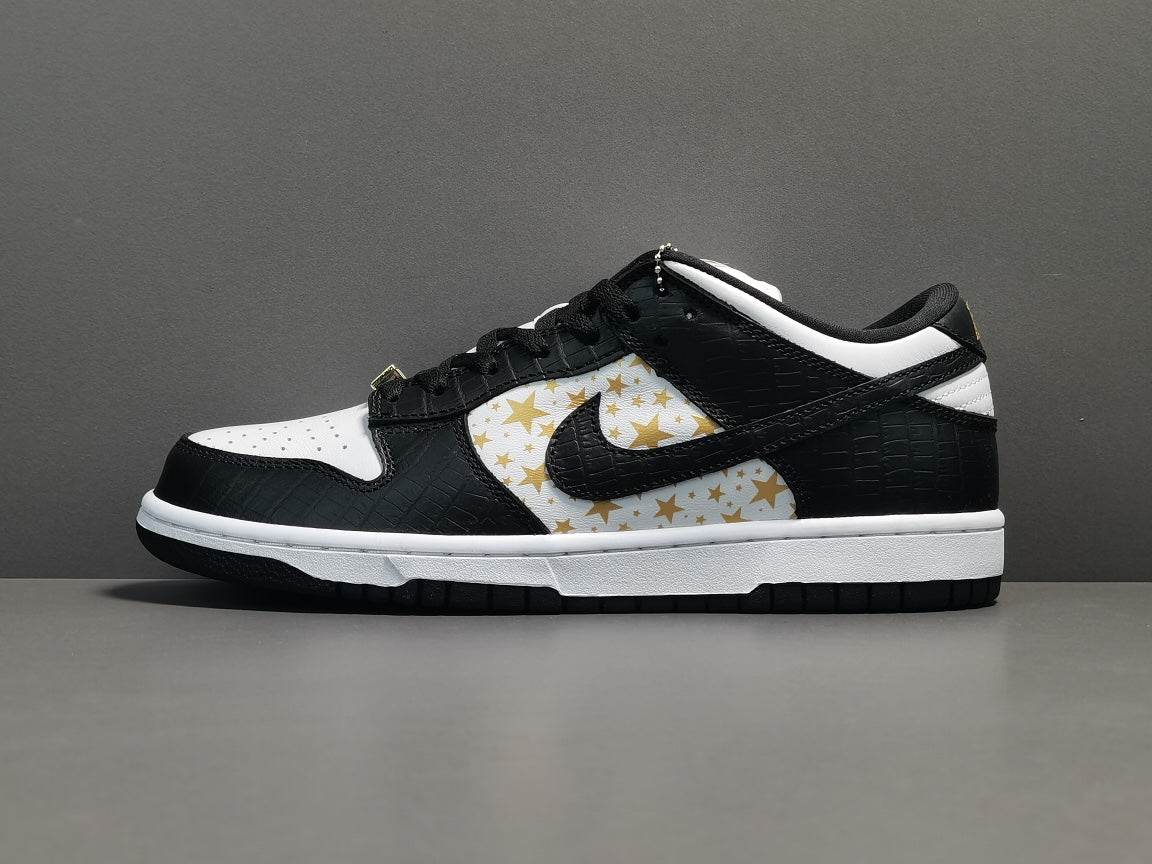 Nike SB Dunk Low ＂Black Stars＂