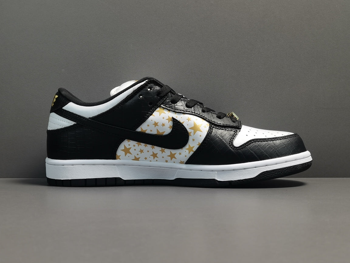 Nike SB Dunk Low ＂Black Stars＂