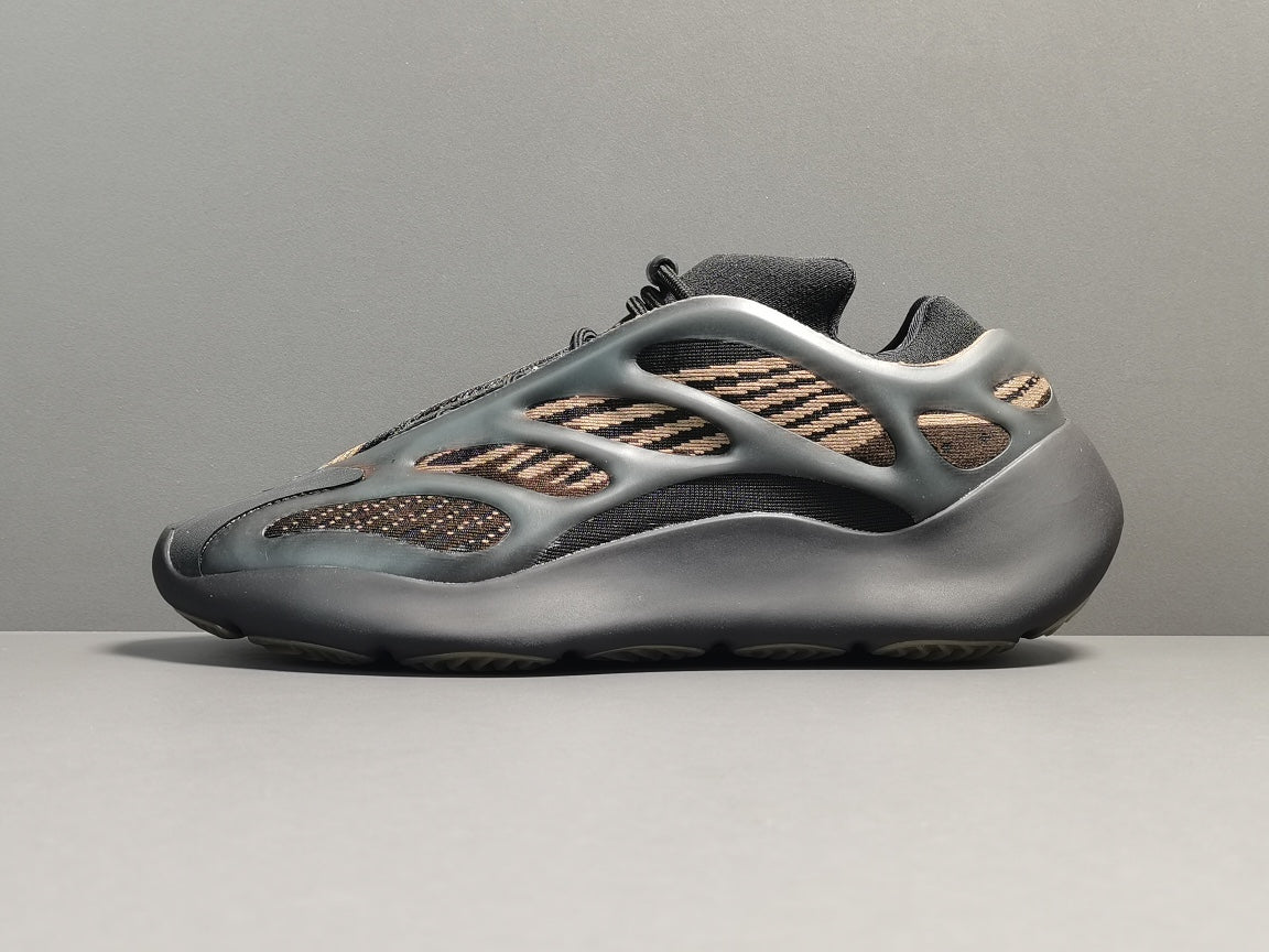 YEEZY 700 V3 “Clay Brown”