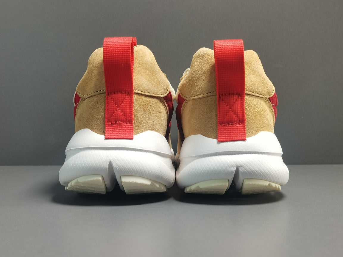 Tom Sachs x NikeCraft  Mars Yard