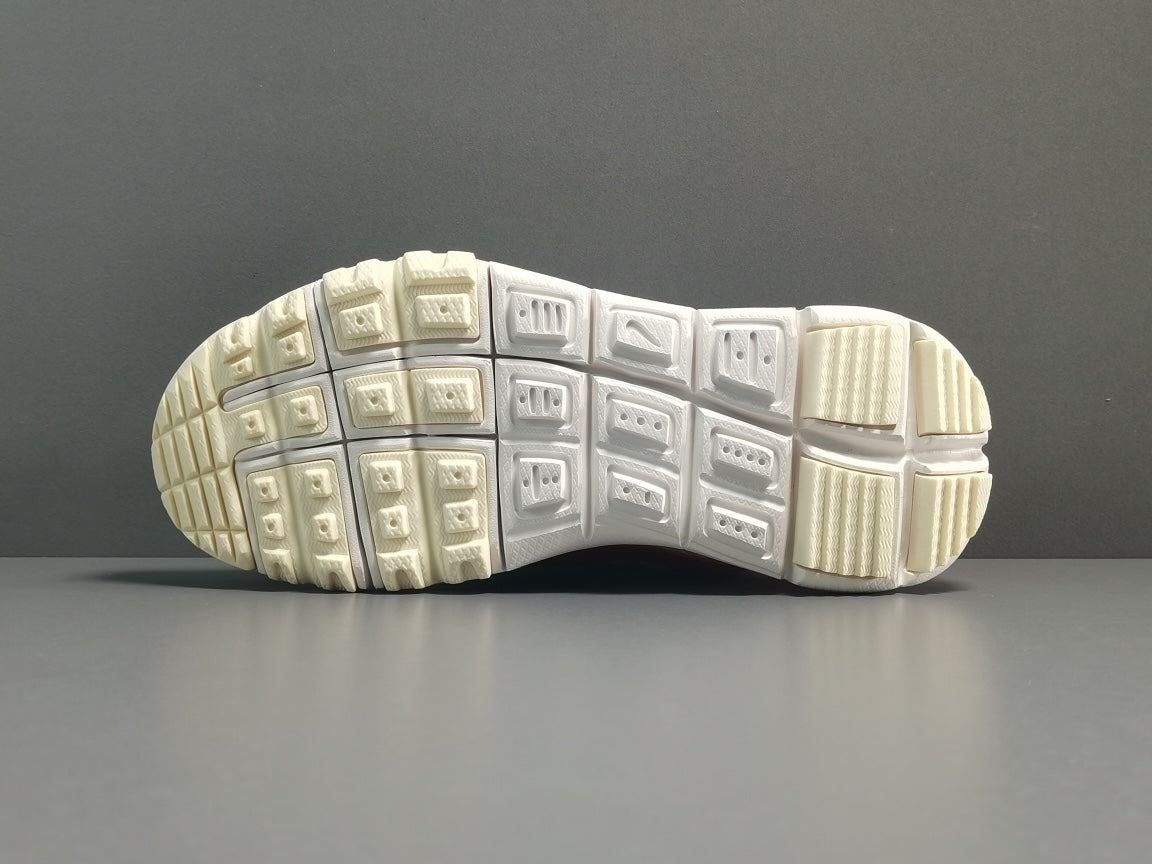 Tom Sachs x NikeCraft  Mars Yard