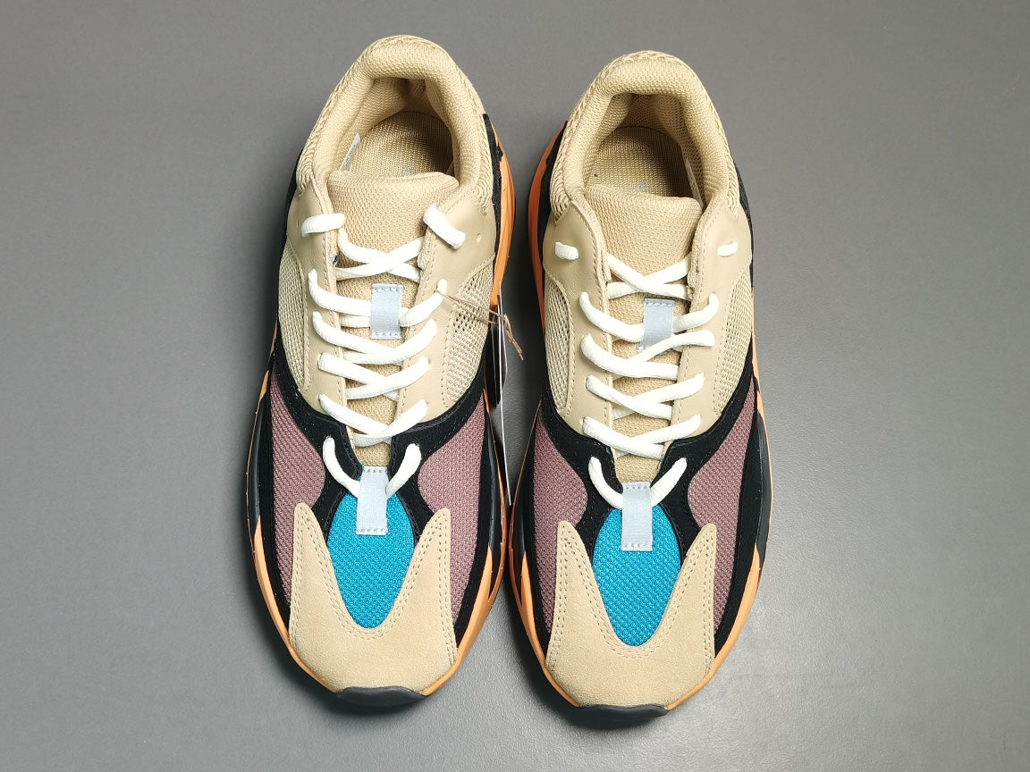 YEEZY BOOST 700＂Enflame Amber＂