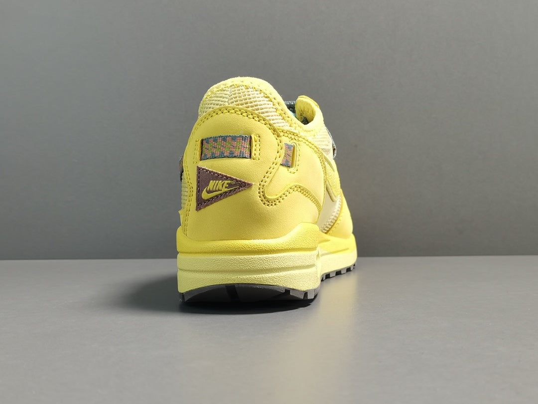 Travis Scott X Nike Air Max 1 ＂Saturn Gold＂