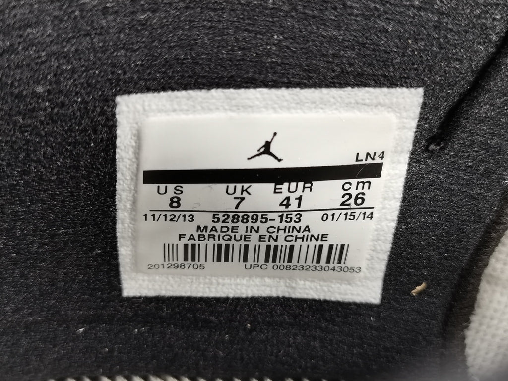 Air Jordan 11 Retro Low Concord