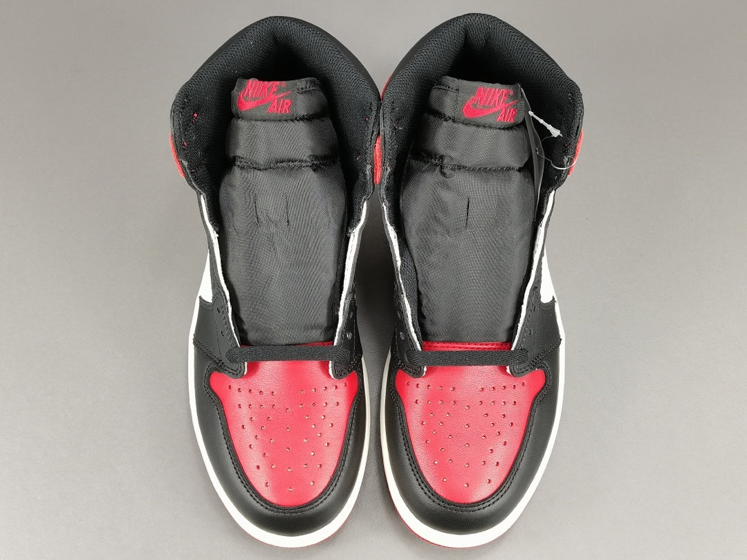 Air Jordan 1  Retro High  Bred Toe